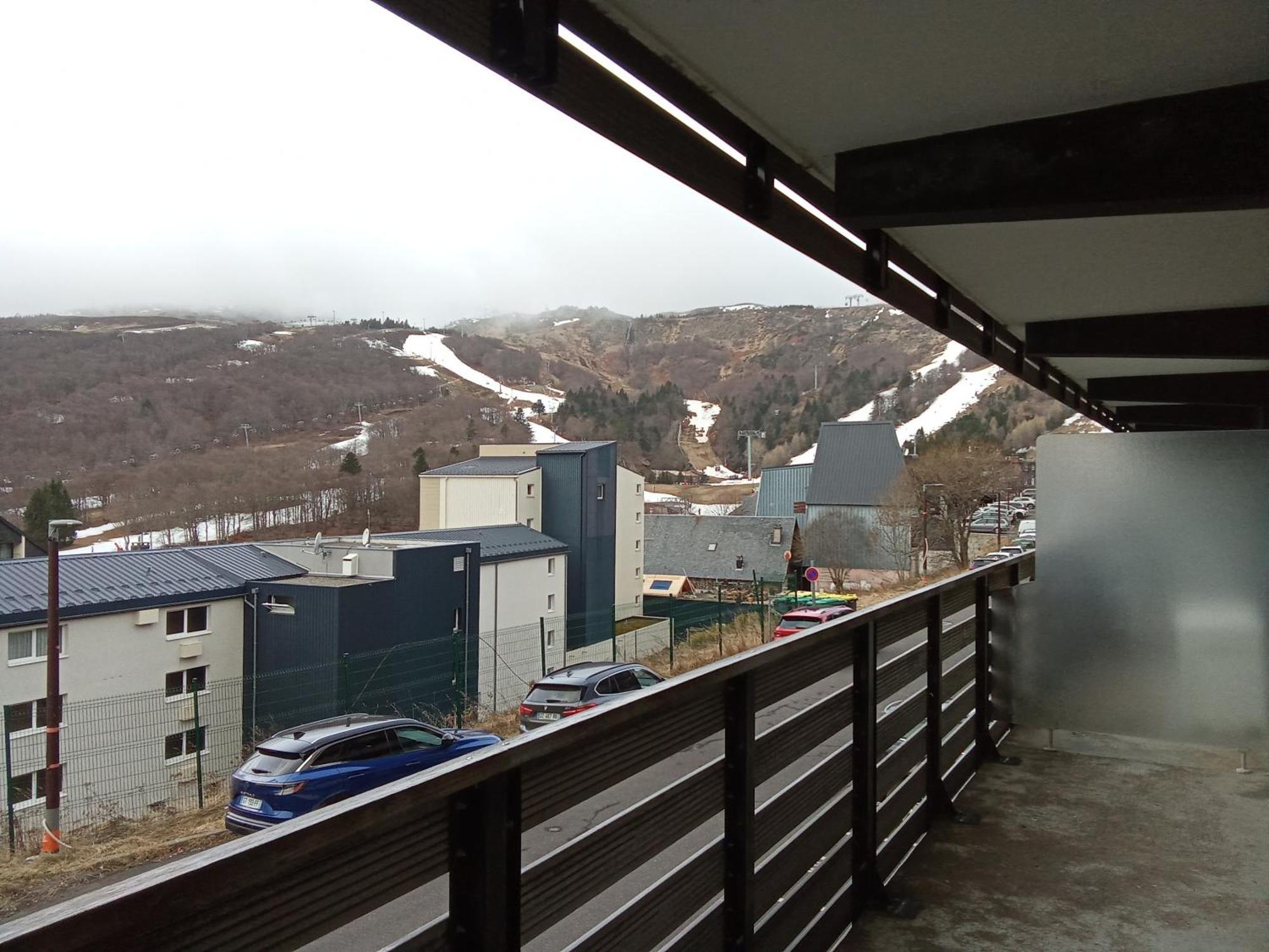 Apartment Plein Coeur Super-besse *